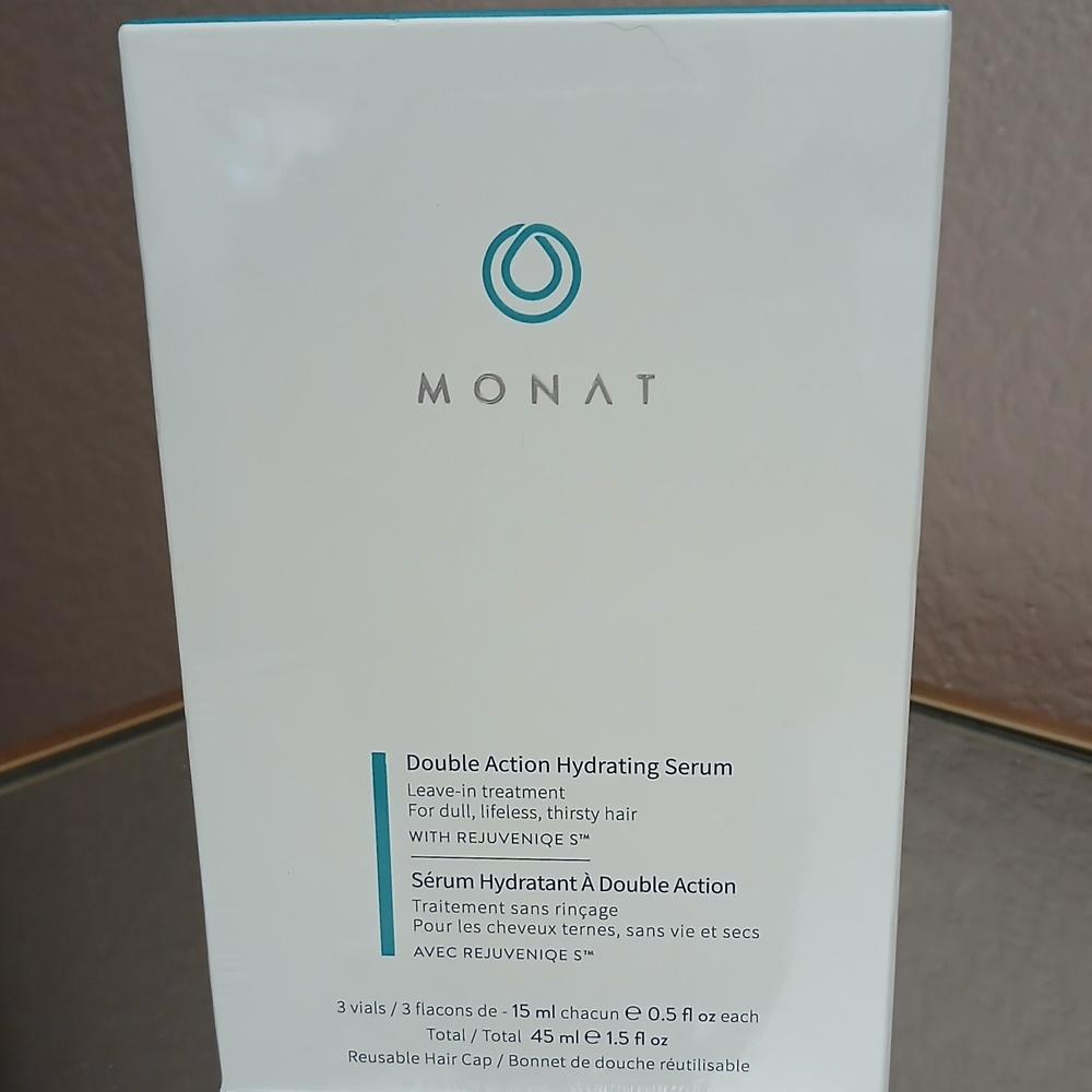 MONAT Double Action Hydrating Serum - White